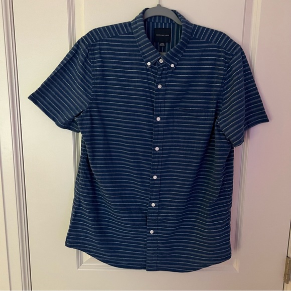 American Eagle Outfitters short sleeved striped button down shirt | size large - Picture 5 of 10